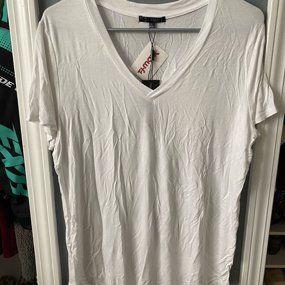 White t shirt
